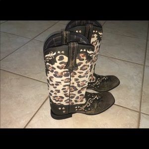 Cheetah print cowboy boots